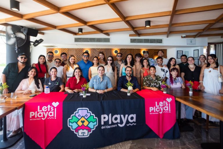Estefanía Mercado sella alianza con creadores de contenidos para promover a Playa del Carmen 2 WhatsApp Image 2025 10 14 at 3.48.35 PM